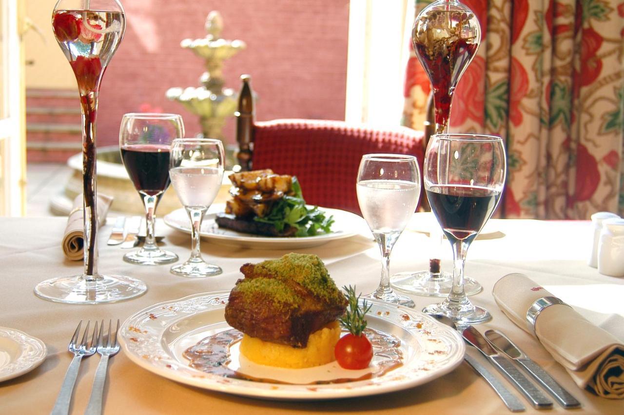 Glen-Yr-Afon House Hotel 우스크 외부 사진