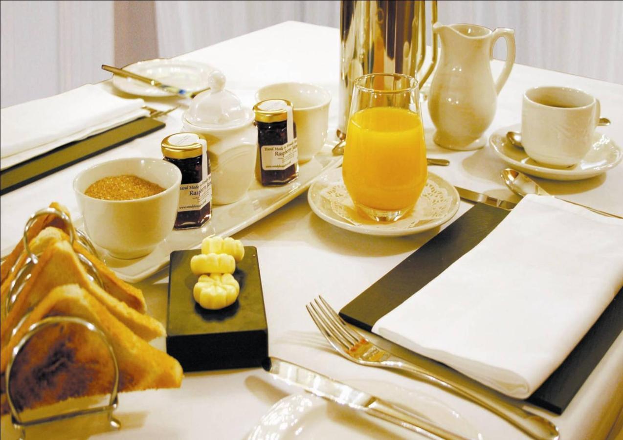 Glen-Yr-Afon House Hotel 우스크 외부 사진